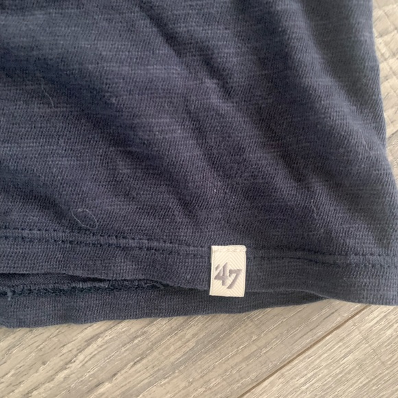 ‘47 brand Buffalo Sabres Hockey “baseball” tee shirt women sized medium - Picture 3 of 4